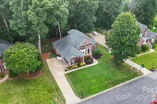 4437 Shannamara Dr, Matthews, NC 28104 - Photo 2