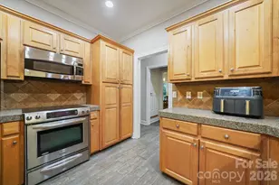 4437 Shannamara Dr, Matthews, NC 28104 - Photo 12