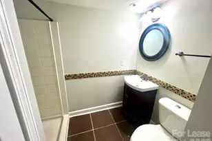 922 Ambassador St, Charlotte, NC 28208 - Photo 6
