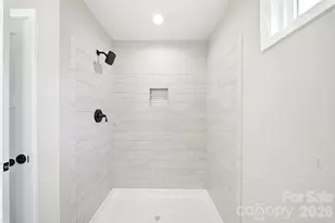 322 Jody St, East Flat Rock, NC 28726 - Photo 18