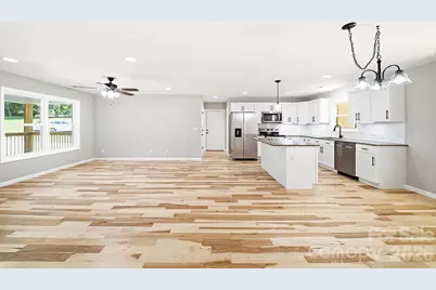 322 Jody Street, East Flat Rock, NC 28726 - Photo 6