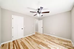 322 Jody St, East Flat Rock, NC 28726 - Photo 32