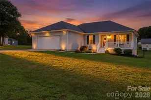 398 Green Meadows Dr, Taylorsville, NC 28681 - Photo 1
