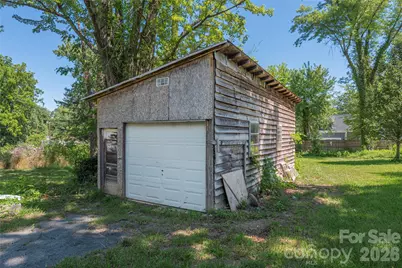 308 Substation Street, Hendersonville, NC 28792 - Photo 2