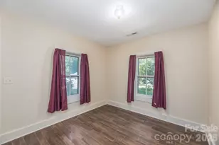 308 Substation St, Hendersonville, NC 28792 - Photo 6