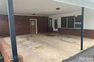 6285 Nc 16 Hwy N, Taylorsville, NC 28681 - Photo 6