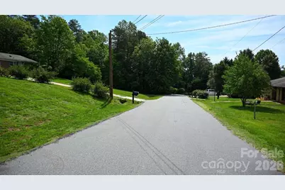 215 Charles Avenue, Morganton, NC 28655 - Photo 6