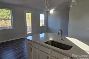 6997 Waterstone Dr, Sherrills Ford, NC 28673 - Photo 4