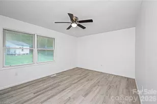 11526 US Hwy 421 None, Purlear, NC 28665 - Photo 22