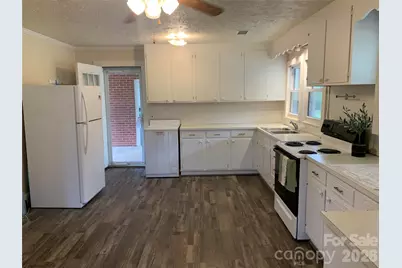 6231 Nc 16 Highway N, Taylorsville, NC 28681 - Photo 12