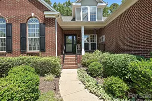 377 Chorus Rd, Fort Mill, SC 29715 - Photo 2