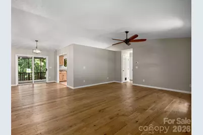 19 Loggers Run, Hendersonville, NC 28739 - Photo 4
