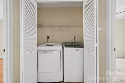 8316 Rhian Brook Lane, Charlotte, NC 28216 - Photo 26