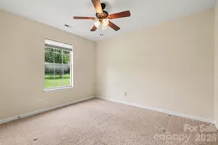 8316 Rhian Brook Ln, Charlotte, NC 28216 - Photo 22