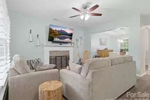 1566 Glenbar Ct, Clover, SC 29710 - Photo 8