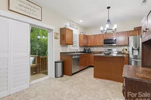 1566 Glenbar Ct, Clover, SC 29710 - Photo 10