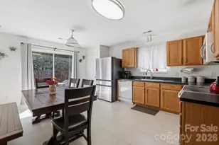 13113 Young Fawn Ct, Charlotte, NC 28278 - Photo 8