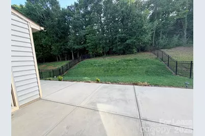 5816 Selkirkshire Road, Charlotte, NC 28278 - Photo 8