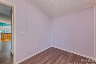 26 Cedar St, Canton, NC 28716 - Photo 26