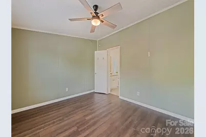 26 Cedar Street, Canton, NC 28716 - Photo 24