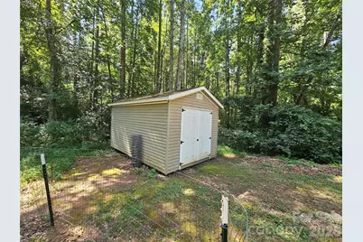195 Hollywood Street, Forest City, NC 28043 - Photo 20
