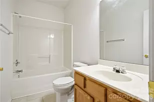 9035 Meadowmont View Dr, Charlotte, NC 28269 - Photo 20