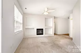 9035 Meadowmont View Dr, Charlotte, NC 28269 - Photo 8
