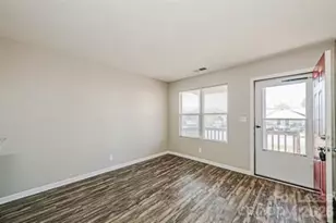 233 Hoskins Mill Ln, Charlotte, NC 28208 - Photo 8