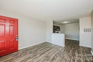233 Hoskins Mill Ln, Charlotte, NC 28208 - Photo 10