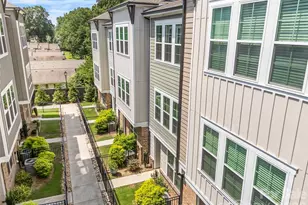 3213 Zenith Ln, Charlotte, NC 28205 - Photo 2