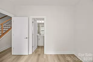3213 Zenith Ln, Charlotte, NC 28205 - Photo 20