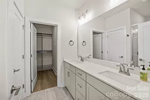 3213 Zenith Ln, Charlotte, NC 28205 - Photo 12