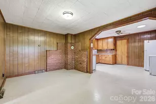 209 Virginia Ave, Marion, NC 28752 - Photo 6