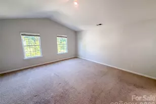 2014 Tarzi Ln, Charlotte, NC 28215 - Photo 16