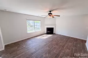 2014 Tarzi Ln, Charlotte, NC 28215 - Photo 12