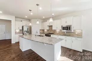 1620 Red Leaf Dr, Fort Mill, SC 29715 - Photo 12