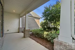 1620 Red Leaf Dr, Fort Mill, SC 29715 - Photo 4