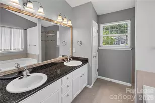 10745 Glenluce Ave, Charlotte, NC 28213 - Photo 18