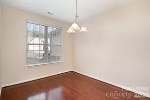 17304 Commons Crossing Dr, Charlotte, NC 28277 - Photo 8