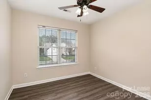 17304 Commons Crossing Dr, Charlotte, NC 28277 - Photo 14