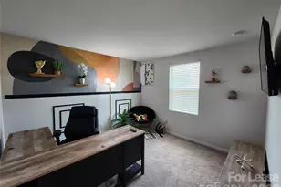 6816 Ludell Ln, Charlotte, NC 28215 - Photo 14