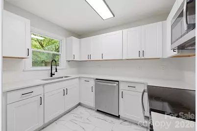 9430 Trinity Road, Charlotte, NC 28216 - Photo 10