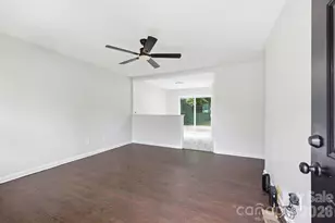 9430 Trinity Rd, Charlotte, NC 28216 - Photo 6