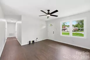 9430 Trinity Rd, Charlotte, NC 28216 - Photo 8