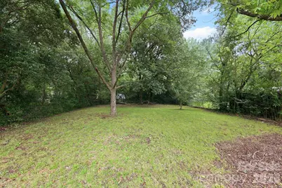 9430 Trinity Road, Charlotte, NC 28216 - Photo 32