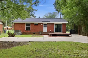 9430 Trinity Rd, Charlotte, NC 28216 - Photo 24