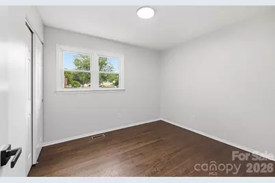 9430 Trinity Road, Charlotte, NC 28216 - Photo 18