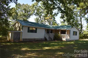 120 Woodmont Dr, Nebo, NC 28761 - Photo 2