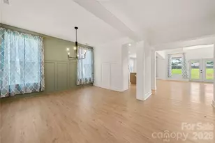 11352 Timber Ridge Rd, Charlotte, NC 28213 - Photo 6