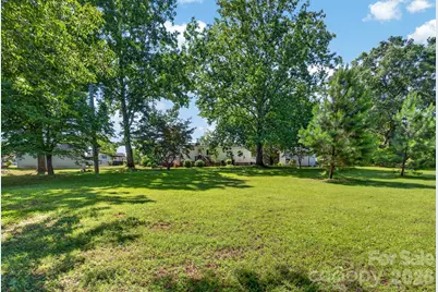 331 Shiloh Road S, York, SC 29745 - Photo 14